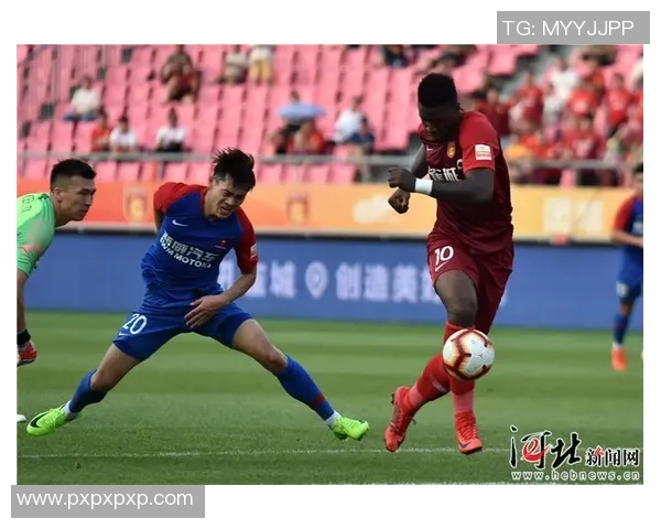 足协杯激战重庆斯威迎战河北华夏幸福争夺晋级名额的关键之战